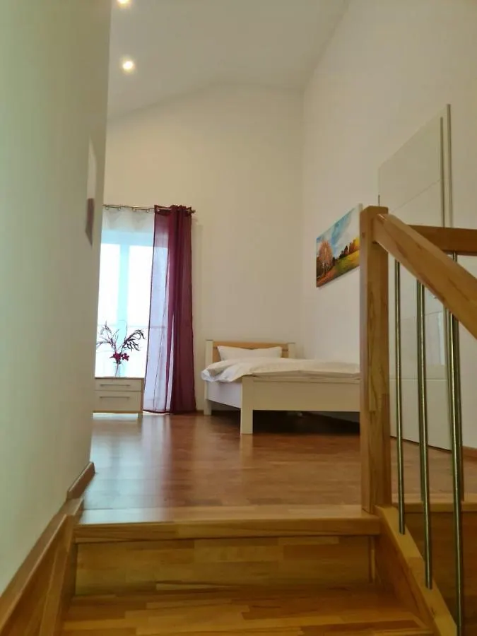Apartment Gaestehaus Staudenschloss Mickhausen