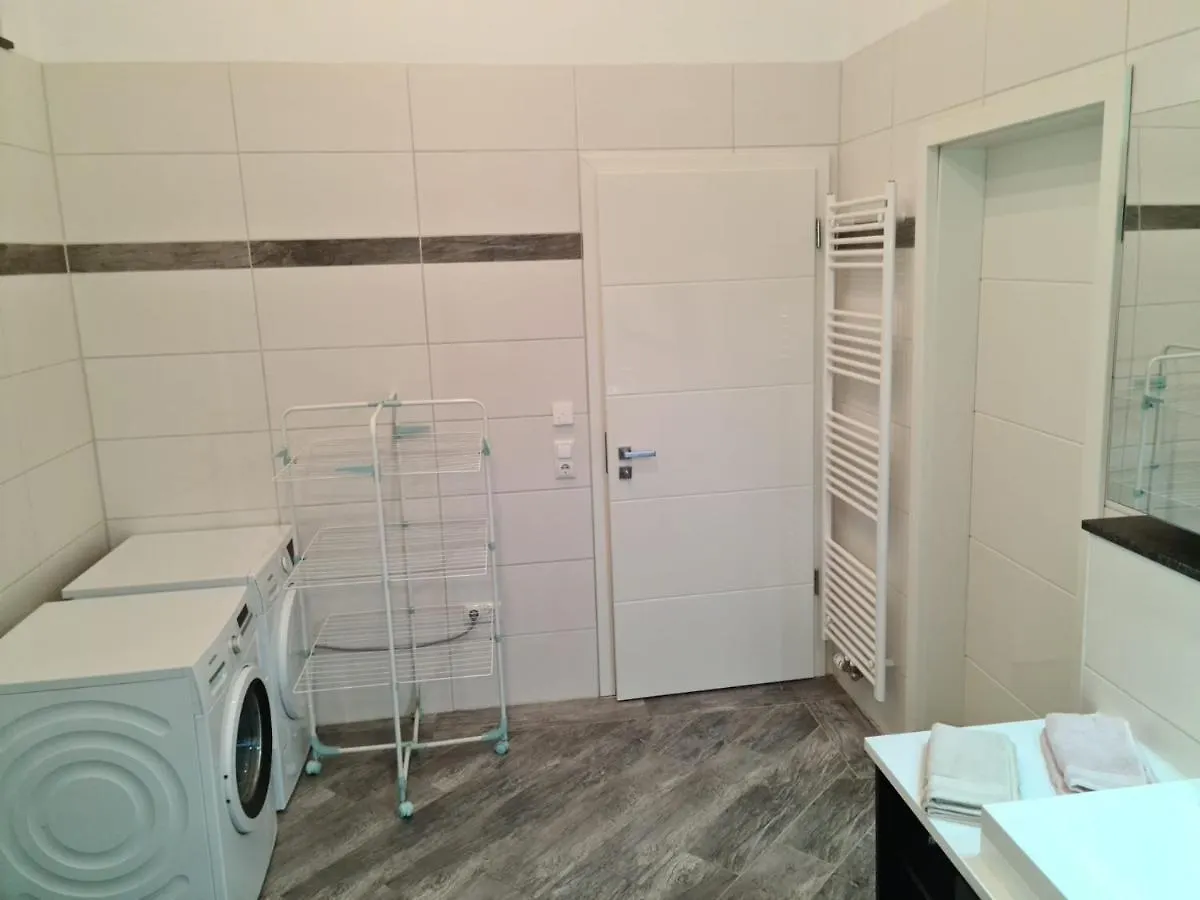 Apartment Gaestehaus Staudenschloss Mickhausen