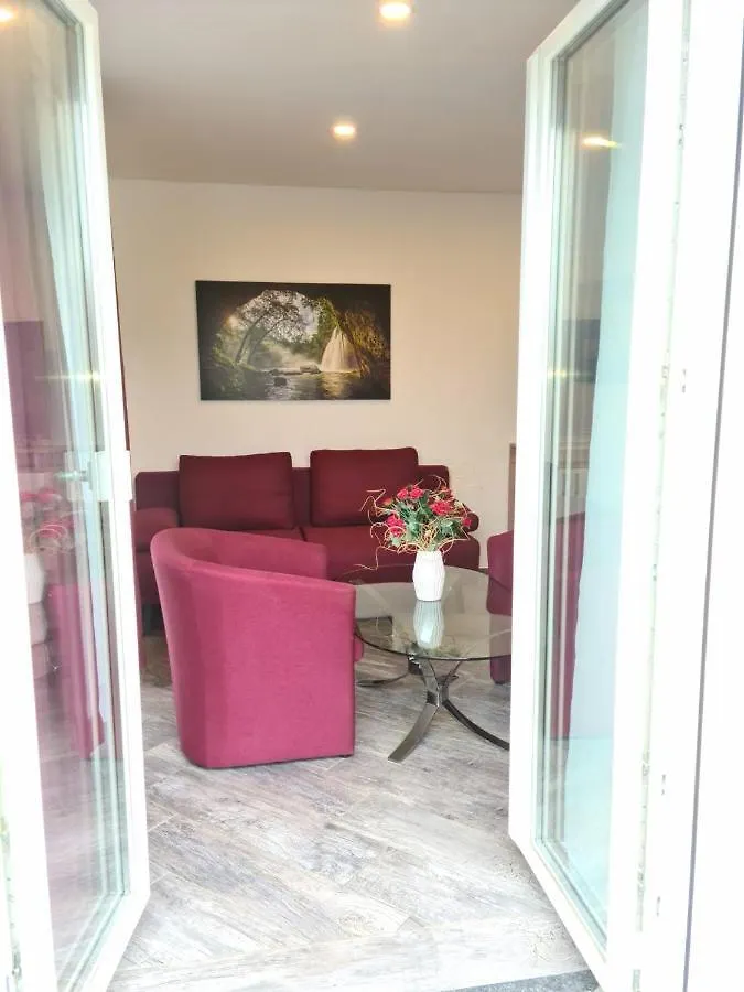 Apartment Gaestehaus Staudenschloss Mickhausen Germany